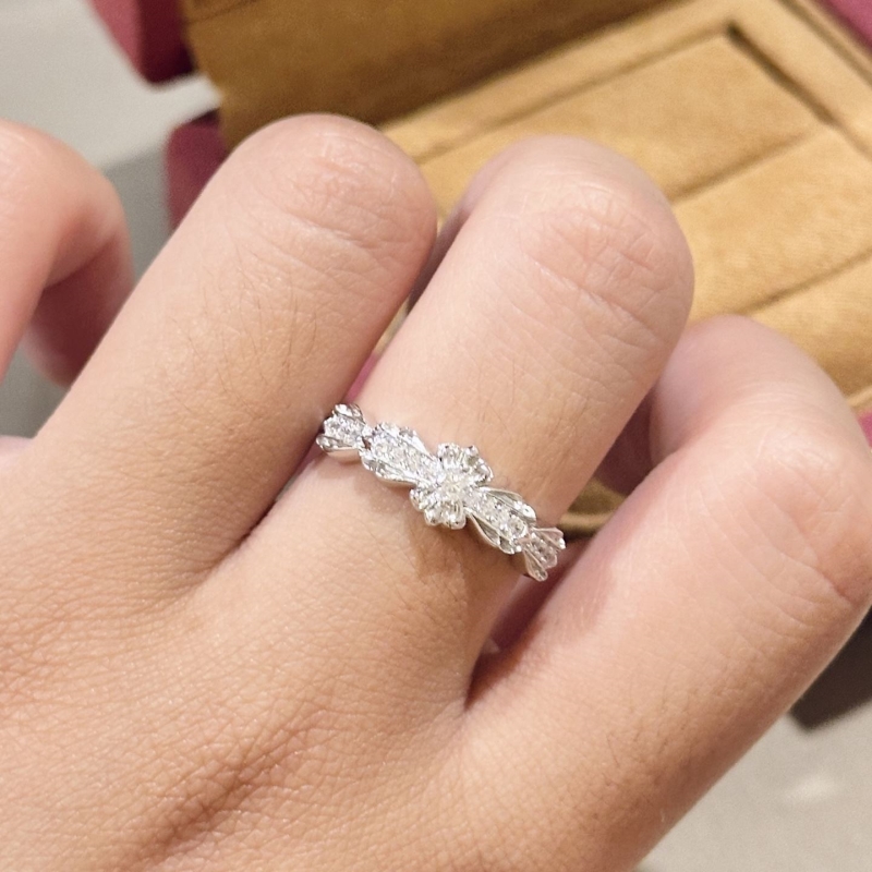Ch*0me He**ts rings